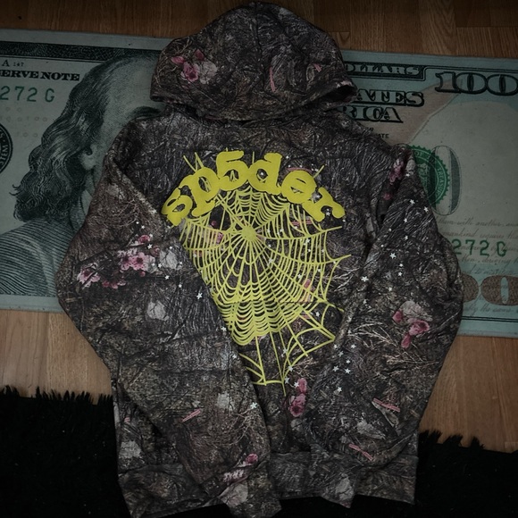 Camo Sp5der Hoodie-Message me with any questions 💭 -Open to any offers 💰